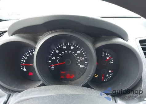 2013 Kia Soul z USA, uszkodzony, nr VIN KNDJT2A50D7521590